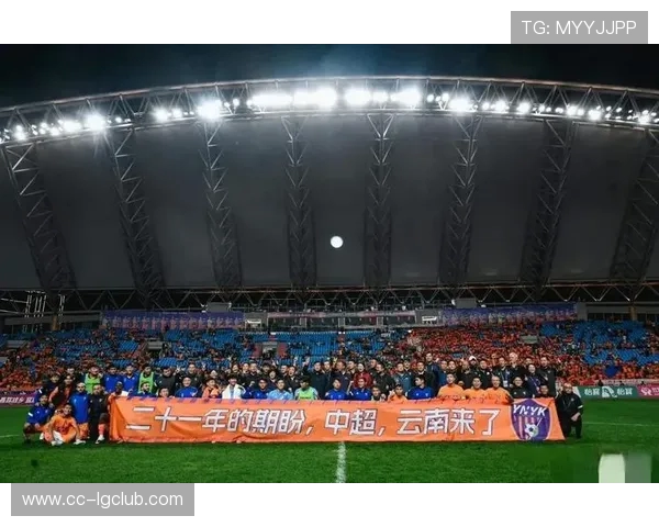 国邦足球锋哥:领衔新一代进攻力量 引领球队冲击更高目标 国邦足球锋哥:领衔新一代进攻力量 引领球队冲击更高目标