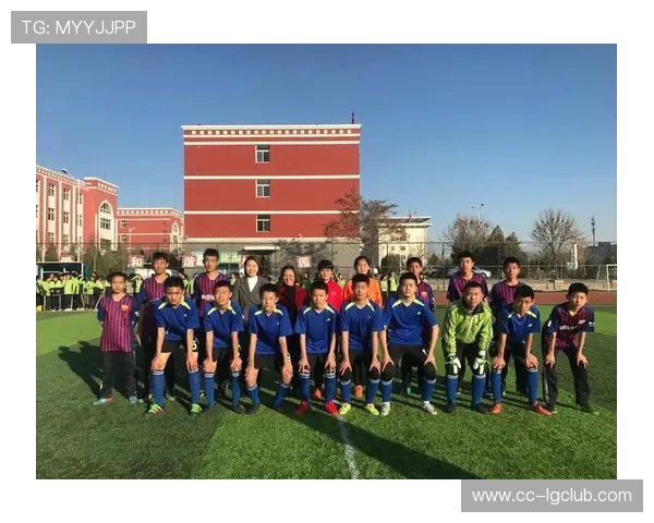 陇南师范大学足球队奋勇拼搏展风采 锻炼团队精神成就校园体育新高峰